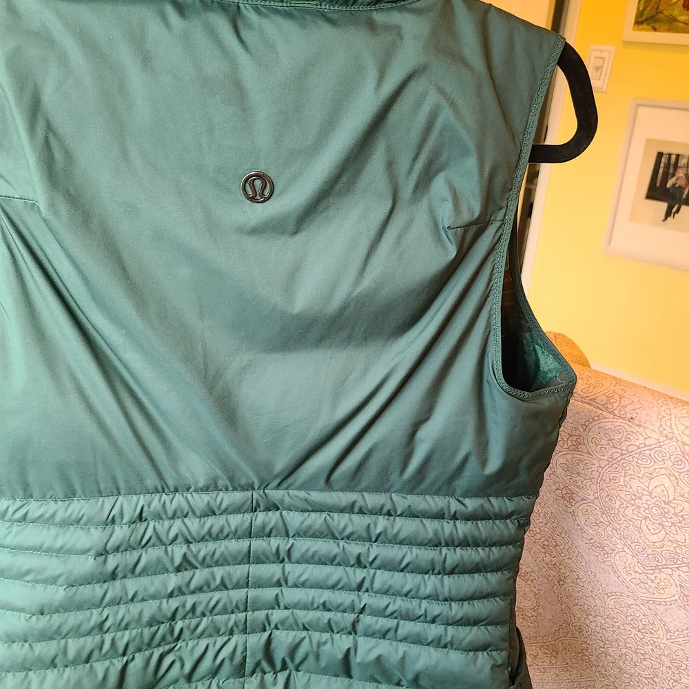 lululemon Quilted Puffy Vest - Picture 2 of 10